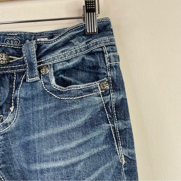 Miss Me Angel Wing Rhinestone Western Cropped Capri Distressed Stretch Jeans 26 - Picture 5 of 16